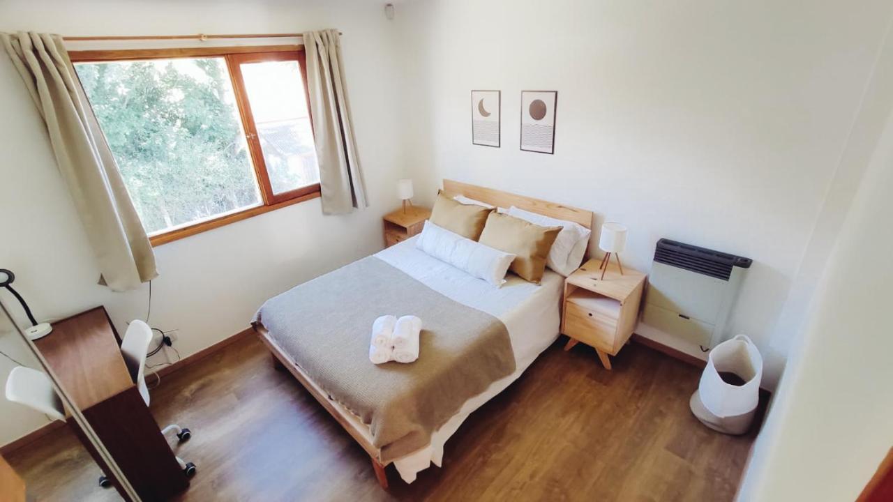 Casa con jardín y cochera ¡A 5 minutos del lago! San Carlos de Bariloche Exterior foto