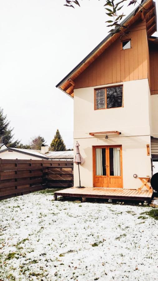 Casa con jardín y cochera ¡A 5 minutos del lago! San Carlos de Bariloche Exterior foto